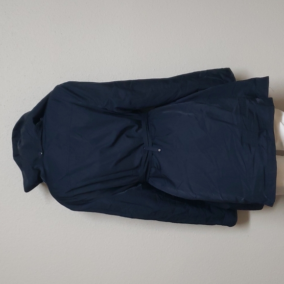 Lark & Ro, Gringham Short Trench Coat, Size M, Navy Color. - Picture 3 of 11